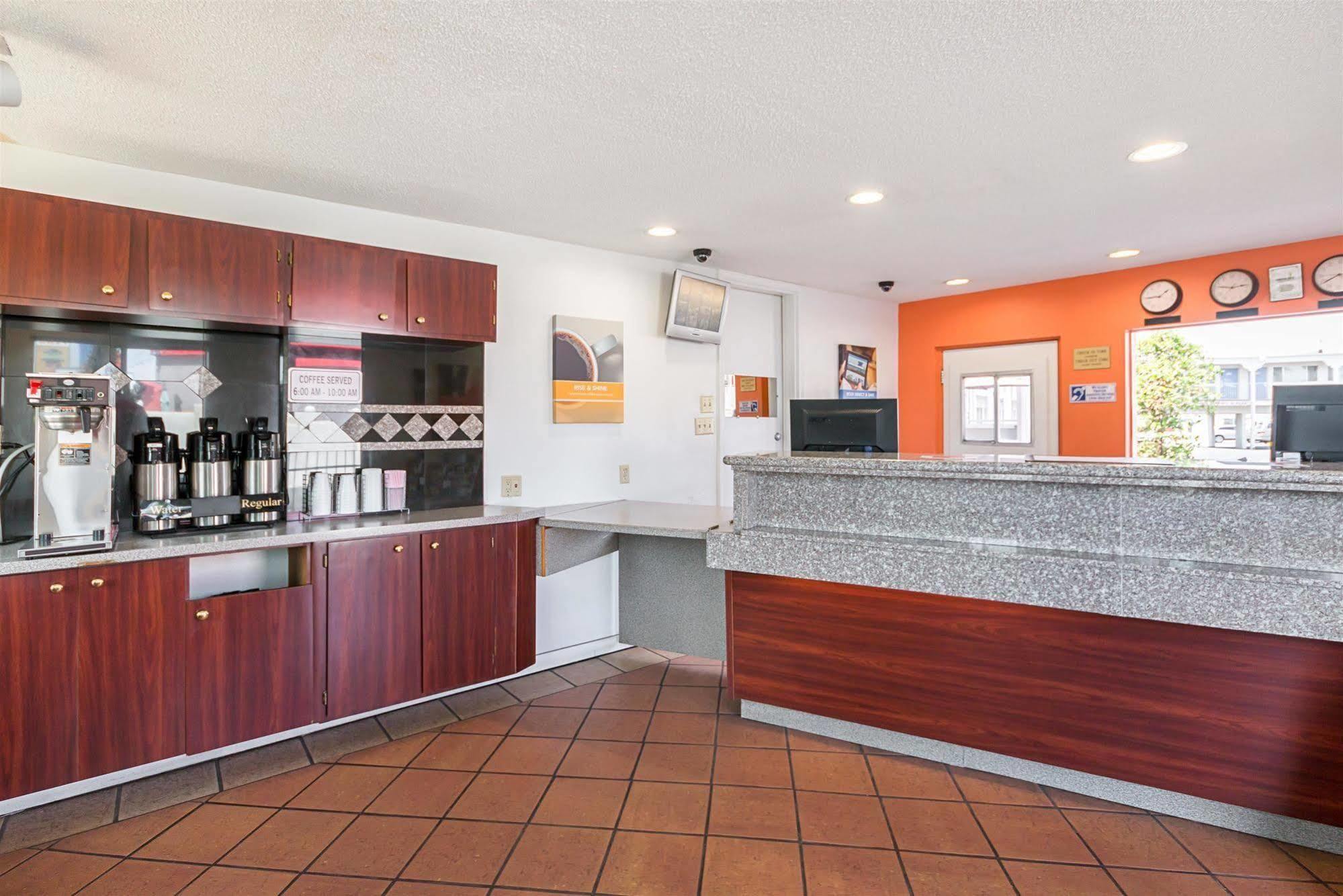 Motel 6-El Paso, Tx - Airport - Fort Bliss Dış mekan fotoğraf